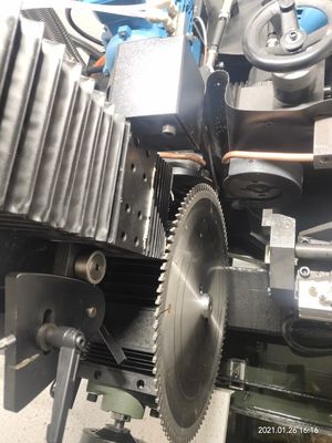 TORSEL Tinggi Keakuratan Cnc Fungsi Saw Blade Mesin Pengasah