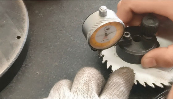 TORSEL Profesional Saw Blade Sharpener / CNC Saw Blade Grinding Machine Pengerjaan Kayu
