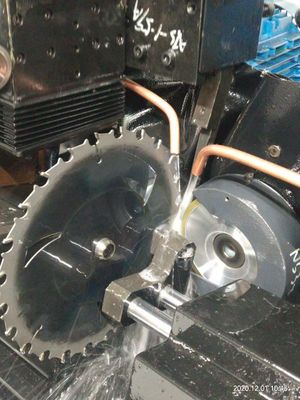 Mesin pengasah pisau gergaji Tct presisi tinggi dengan loader